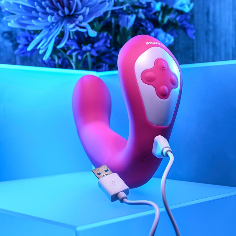 Evolved - buck wild g-spot and clitoral stimulator - Product bottom view  | Flirtybay.com.au